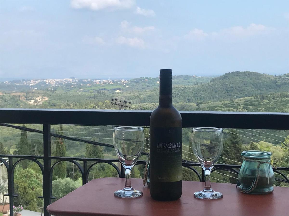 Schoenes Familienappartement In Pelekas, Corfu Mit Meerblick מראה חיצוני תמונה